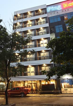 Khách-sạn-Ping-Hotel-Hanoi
